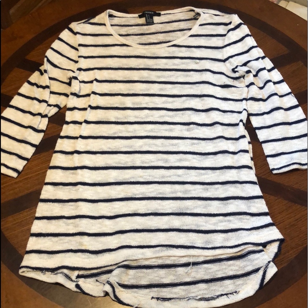 Forever 21 3/4 Sleeve Top